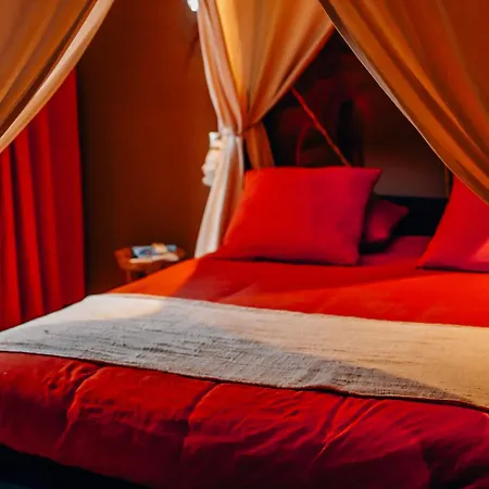 Le Demeure De Poulpican Chambre La Grotte Jacuzzi Charme Romantique Terrasse Privee 300m Plage Et Restaurants Valmer - Golfe Saint Tropez